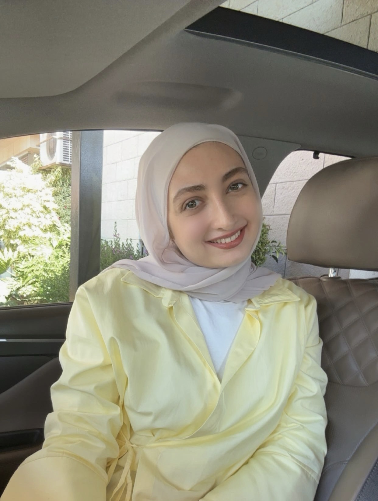 علا علاء سميح تمام